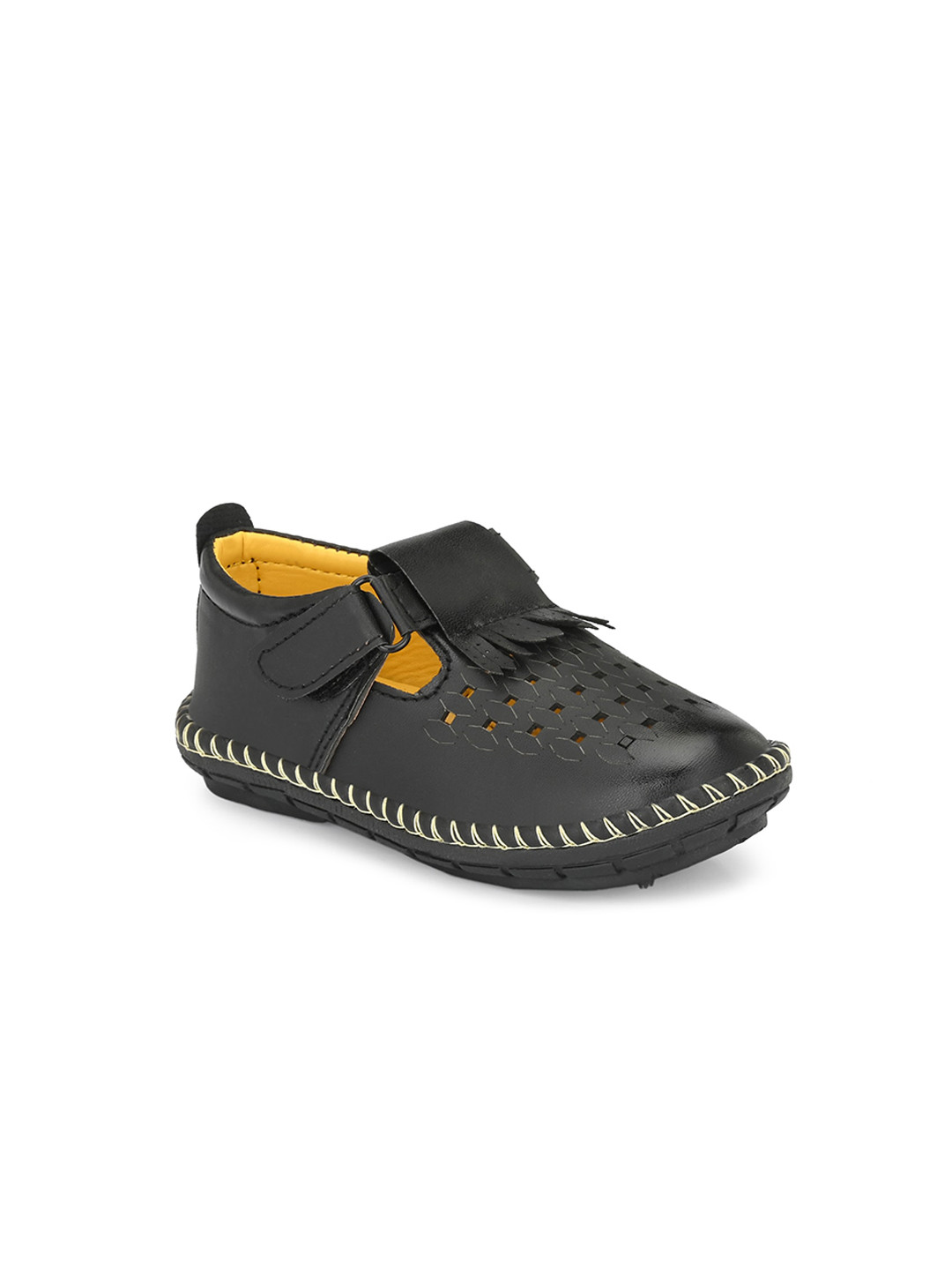 

TUSKEY Girls Black Textured Sneakers