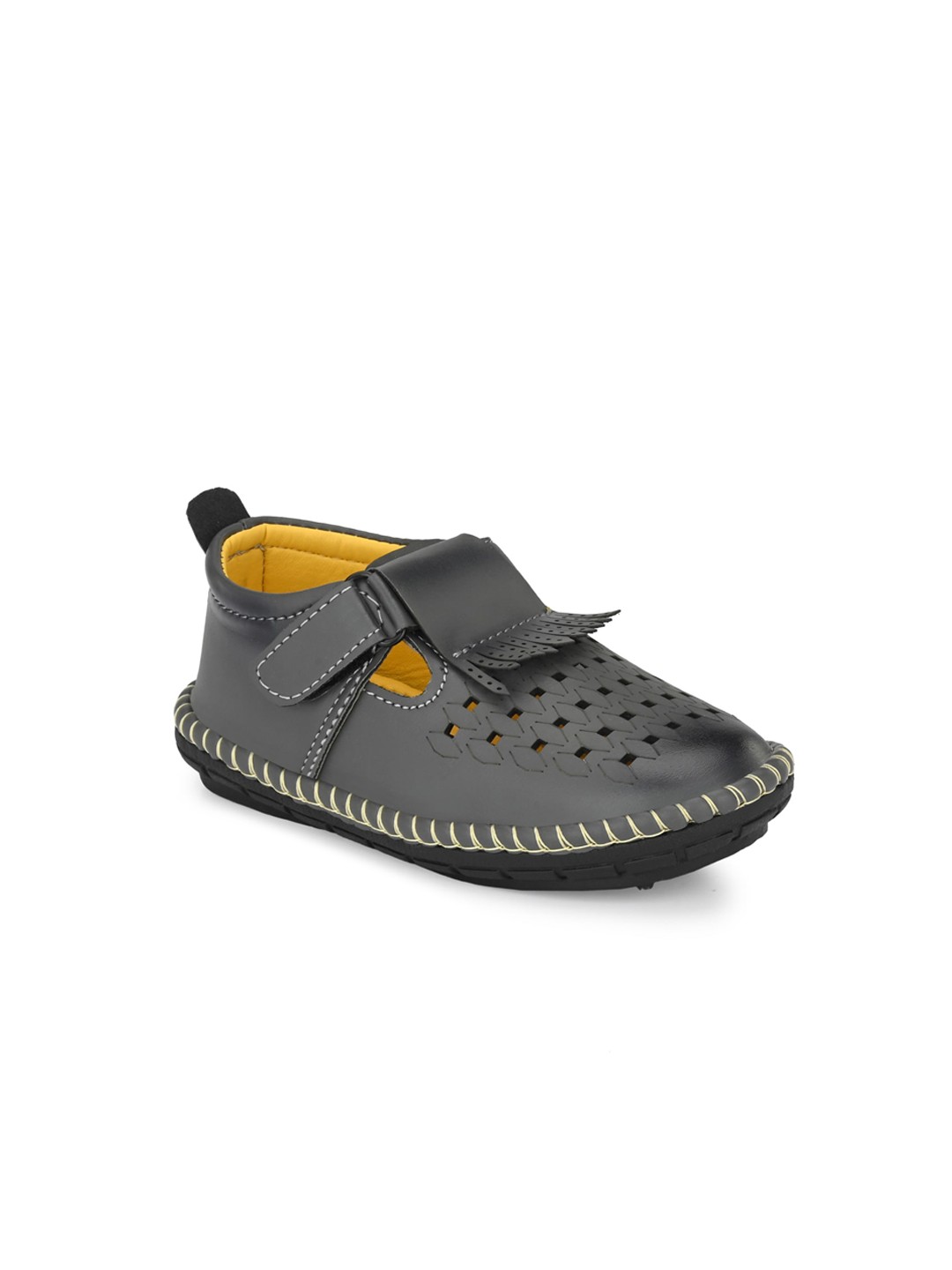 

TUSKEY Girls Grey Woven Design Sneakers