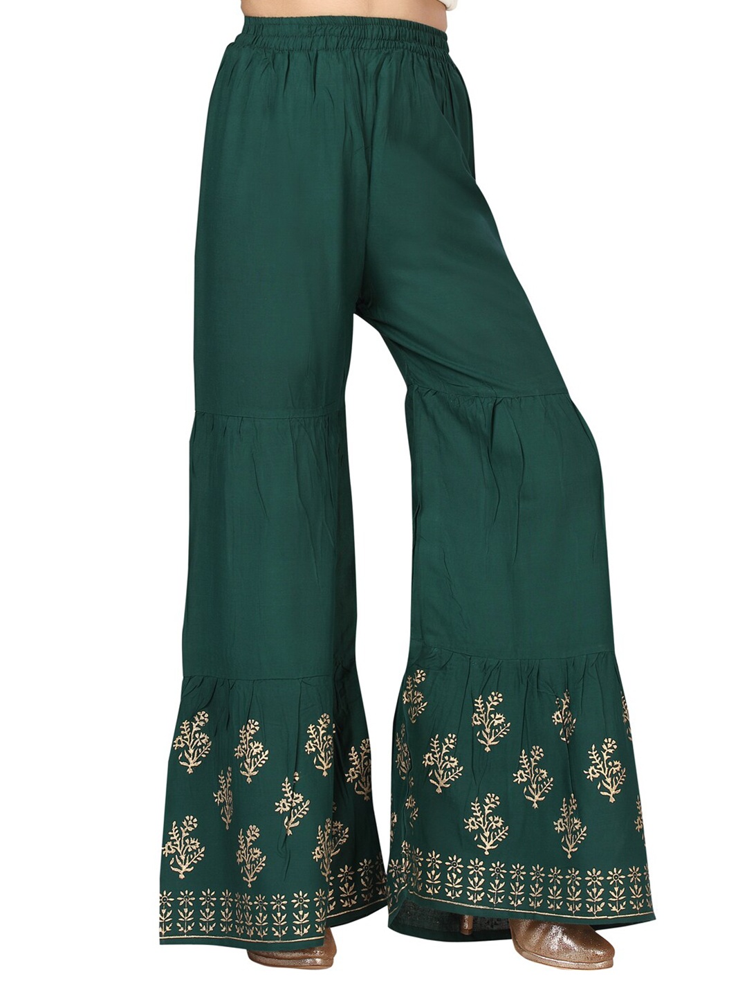 

Aarika Girls Green & Golden Ethnic Motifs Hem Design Cotton Ethnic Sharara
