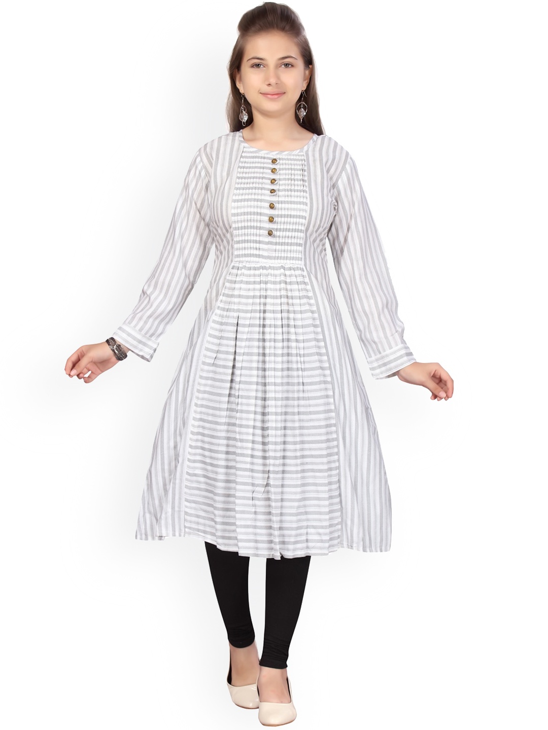

Aarika Girls Grey Checked Mirror Work Kurta