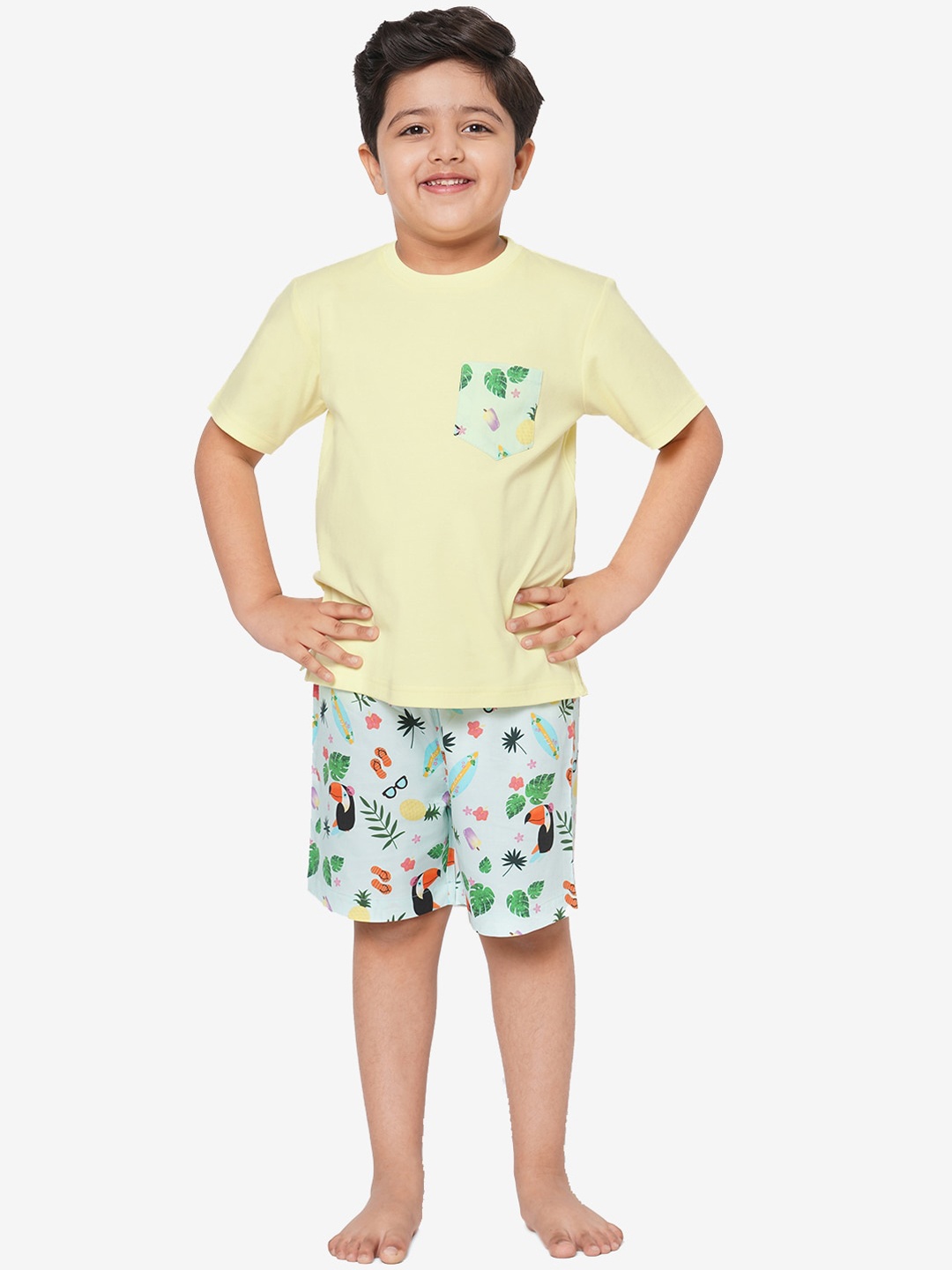 

CASA DE NEE NEE Unisex Kids Yellow & Green Starfish Printed Night suit