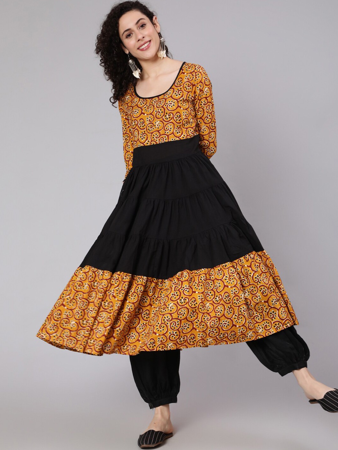 

Awadhi Women Mustard Yellow & Black Ethnic Motifs Yoke Design Anarkali Kurta