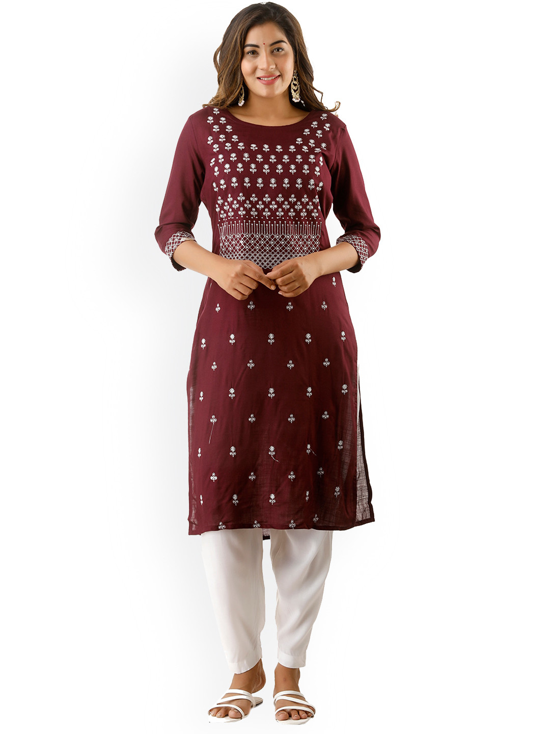 

SINGNI Women Purple Embroidered Kurta with Salwar
