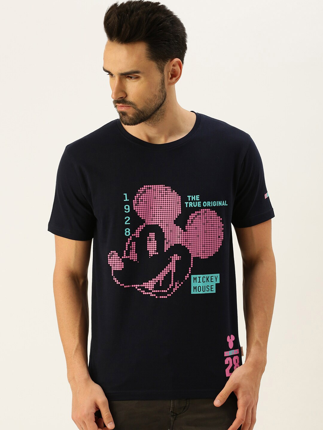 

VEIRDO Men Black Mickey Mouse Printed Cotton T-shirt