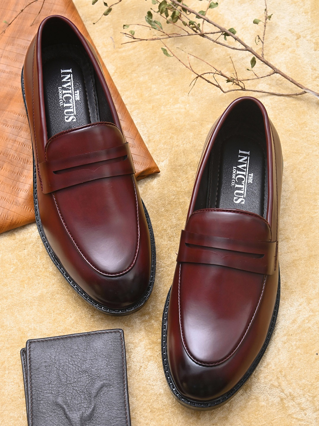 

INVICTUS Men Cherry-Red Solid Formal Moccasins