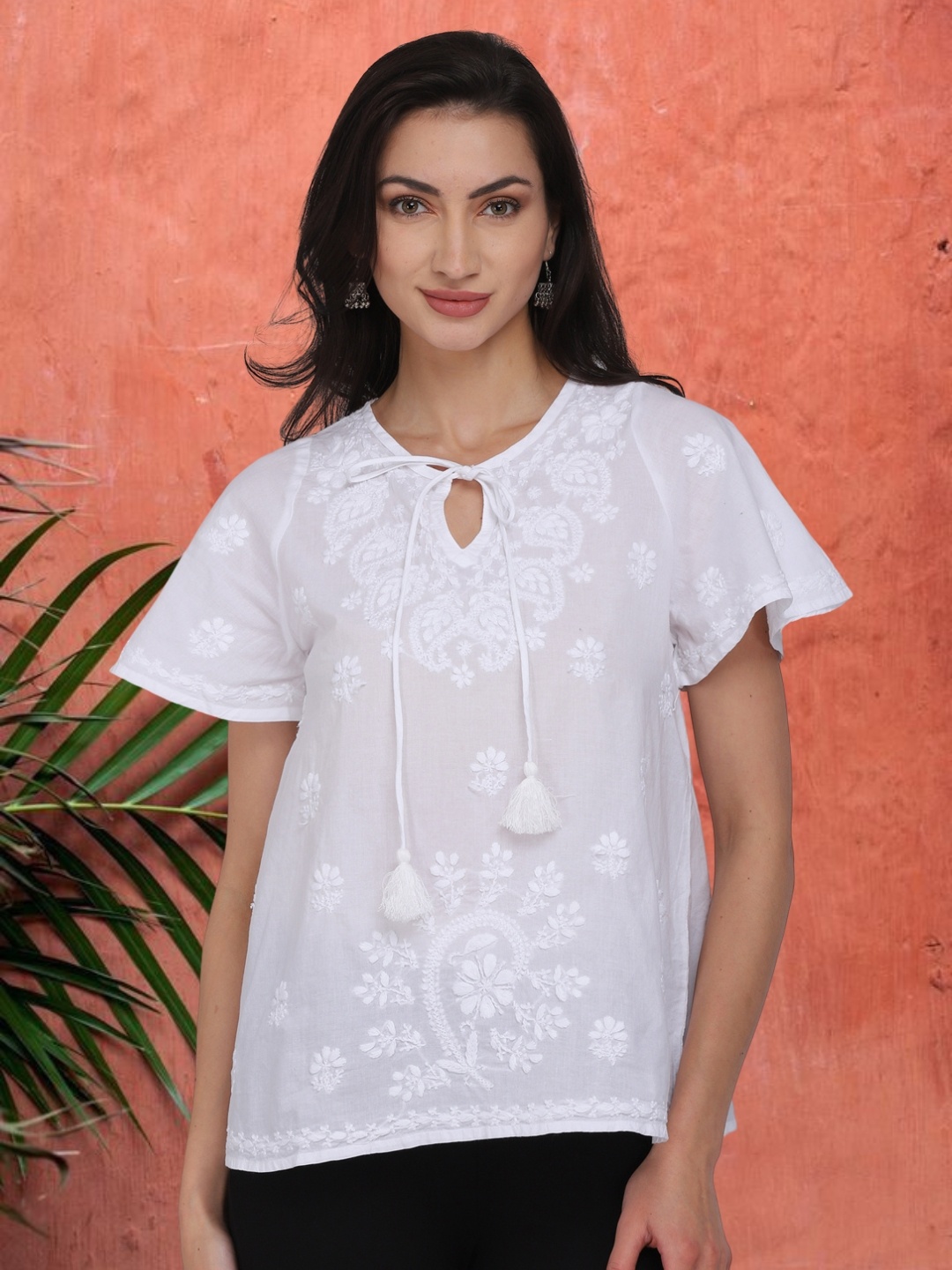 

PARAMOUNT CHIKAN Women Embroidered Lucknowi Chikankari Cotton Top, White