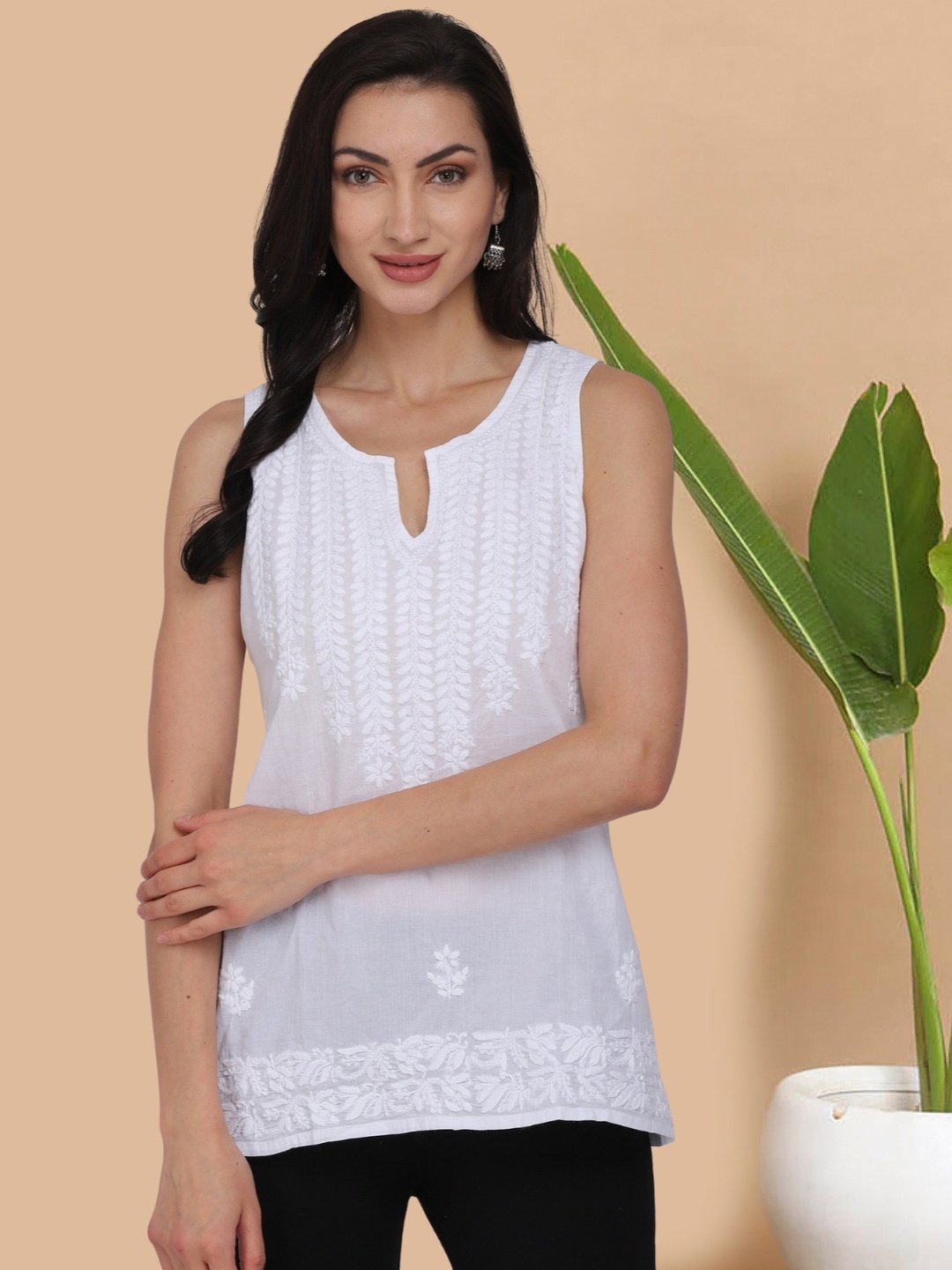 

PARAMOUNT CHIKAN Women Embroidered Lucknowi Chikankari Cotton Top, White