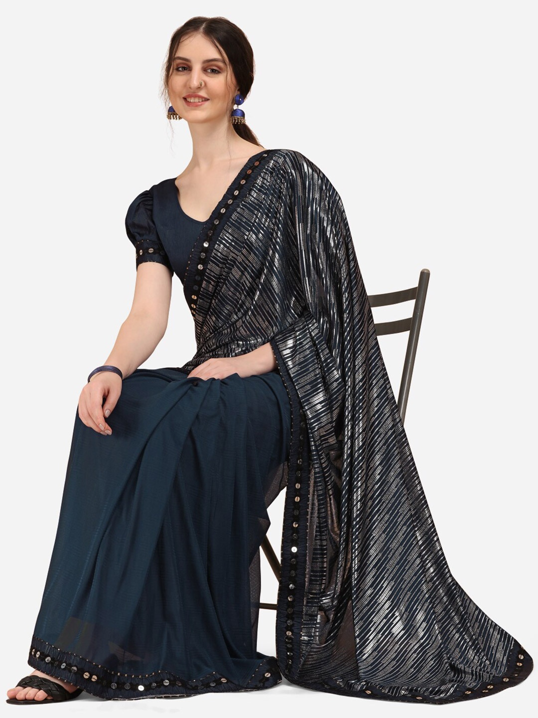 

Sangria Navy Blue & Silver-Toned Embellished Mirror Work Linen Blend Saree