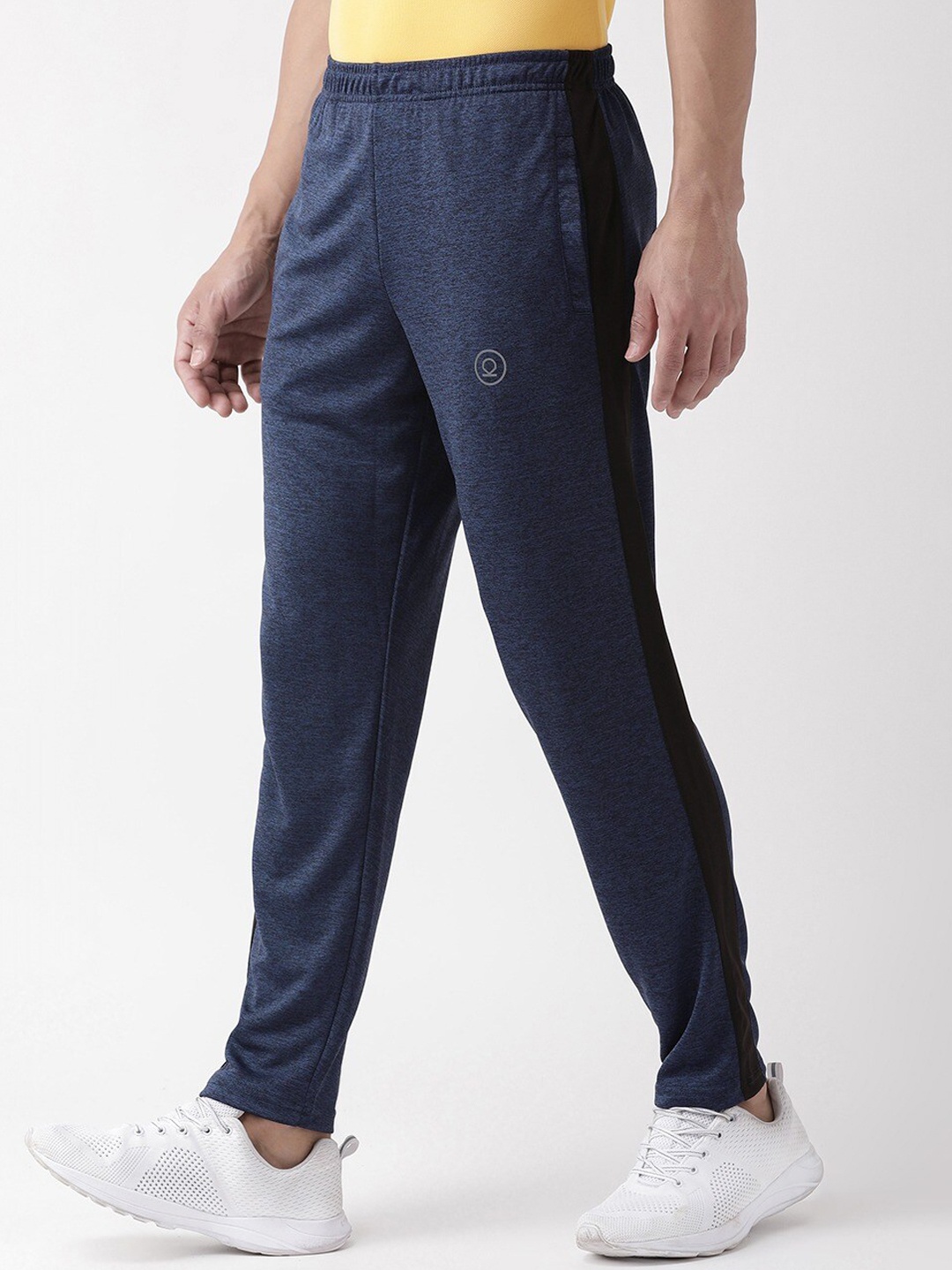 

CHKOKKO Men Navy Blue Solid Track Pant