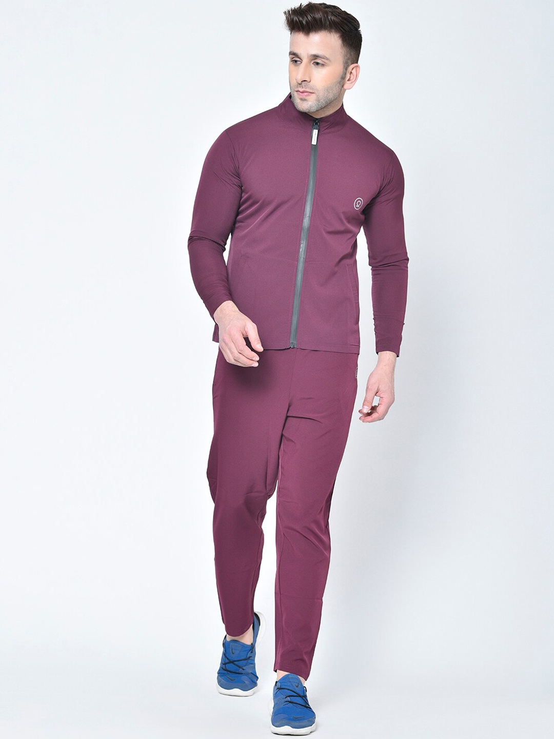 

Chkokko Men Burgundy Solid Tracksuit