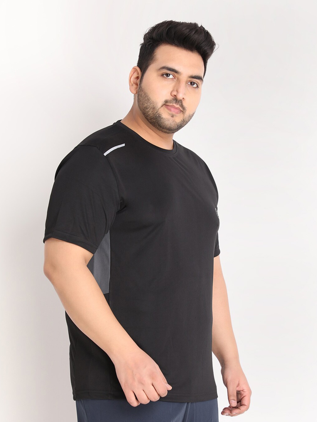 

CHKOKKO Plus Men Black Dri-FIT Training or Gym T-shirt