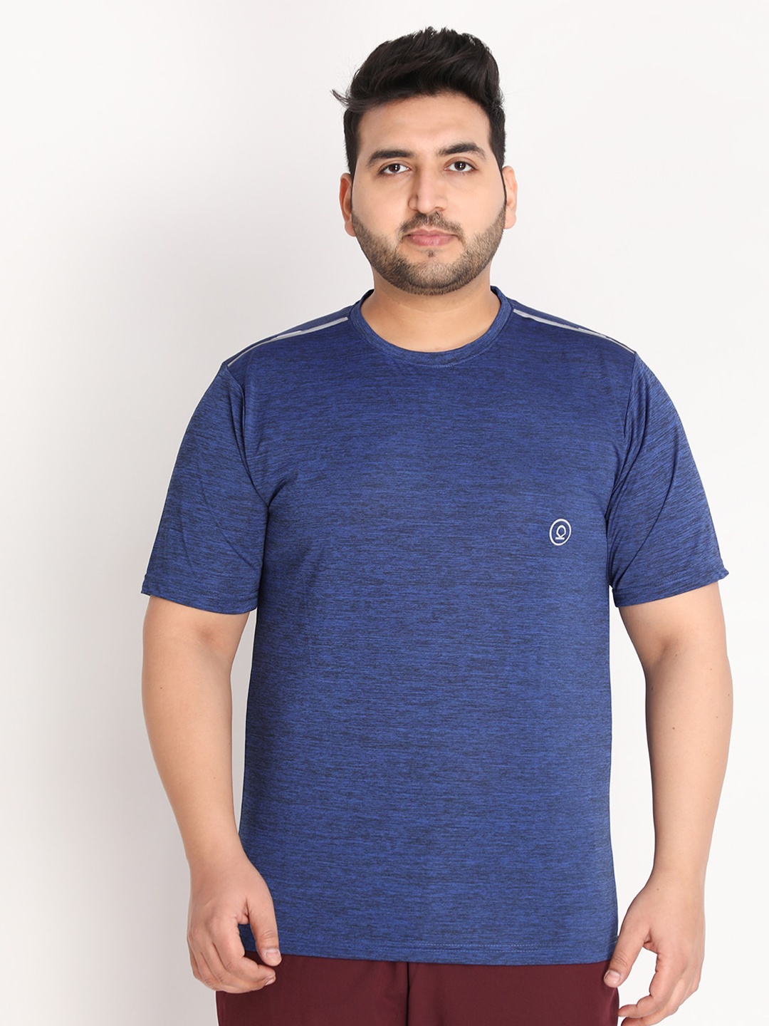 

CHKOKKO Plus Men Blue Solid Dri-FIT Training or Gym T-shirt