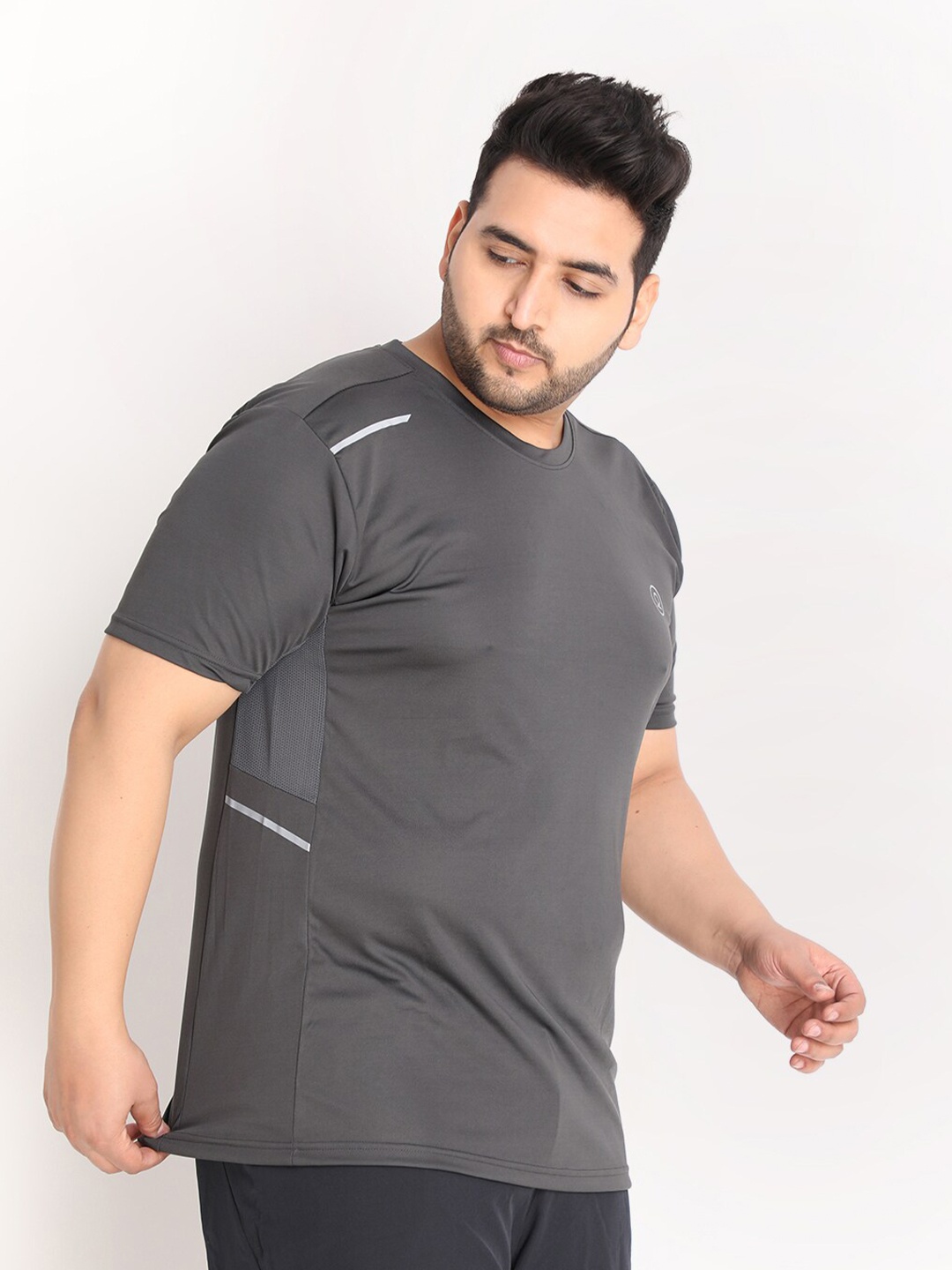 

CHKOKKO Plus Men Grey Dri-FIT Training or Gym T-shirt