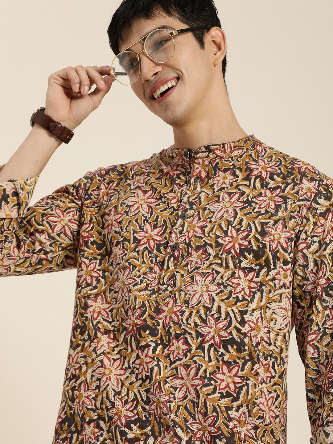 

Taavi Men Brown & Mustard Yellow Kalamkari Block Printed Pure Cotton Kurta