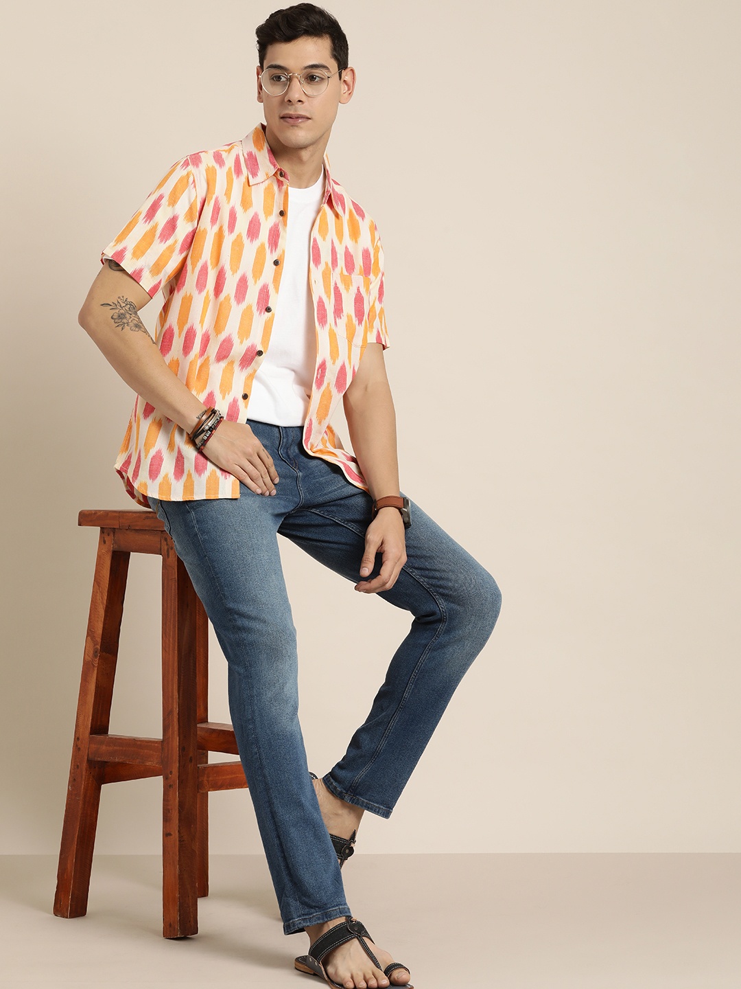 

Taavi Men Ikat Printed Pure Cotton Casual Shirt, Yellow
