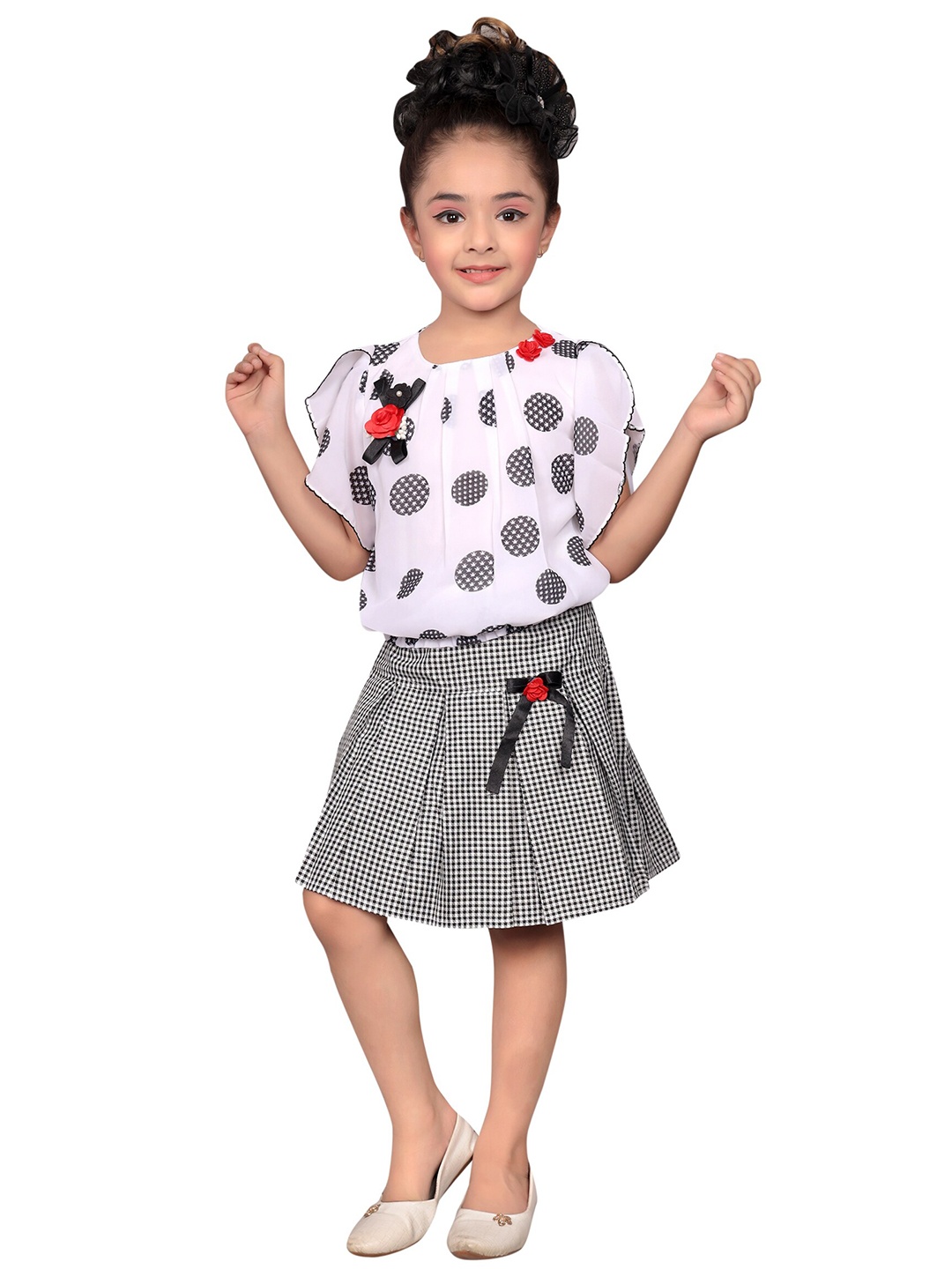 

SKY HEIGHTS Girls White & Grey Printed Top with Skirt