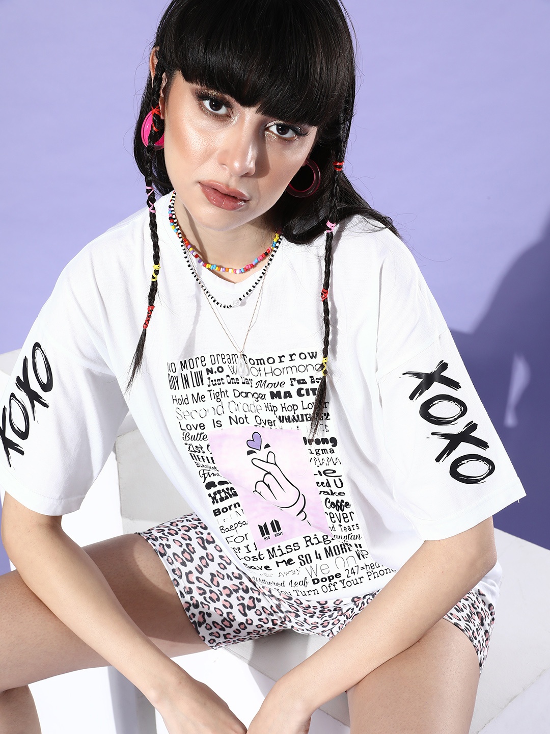 

HERSHEINBOX Women White Typography Joyful Conversation Tshirt