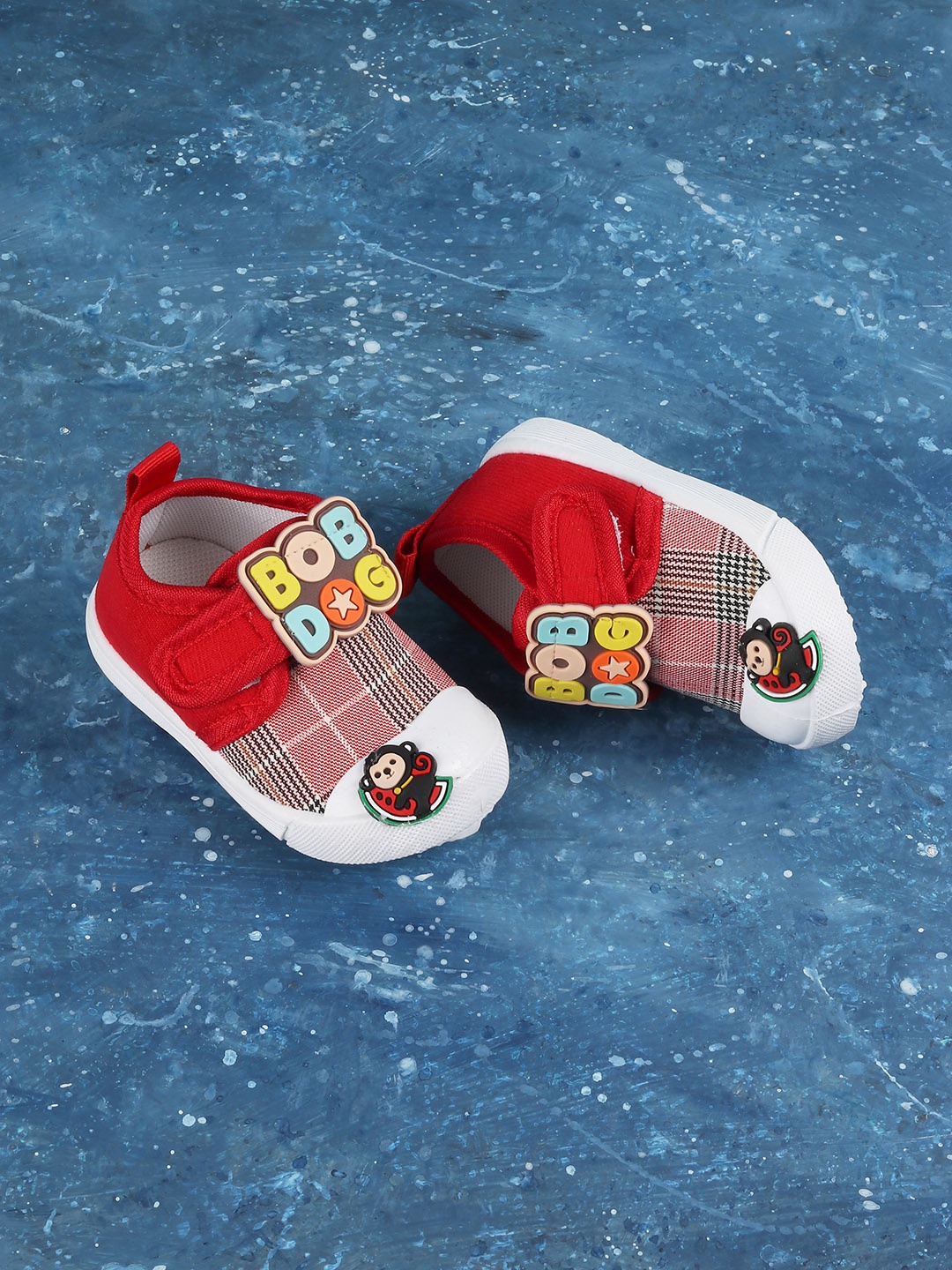 

Jazzy Juniors Unisex Kids Red Striped Slip-On Sneakers