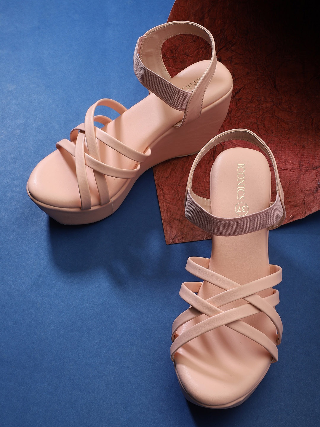 

ICONICS Pink Block with Bows