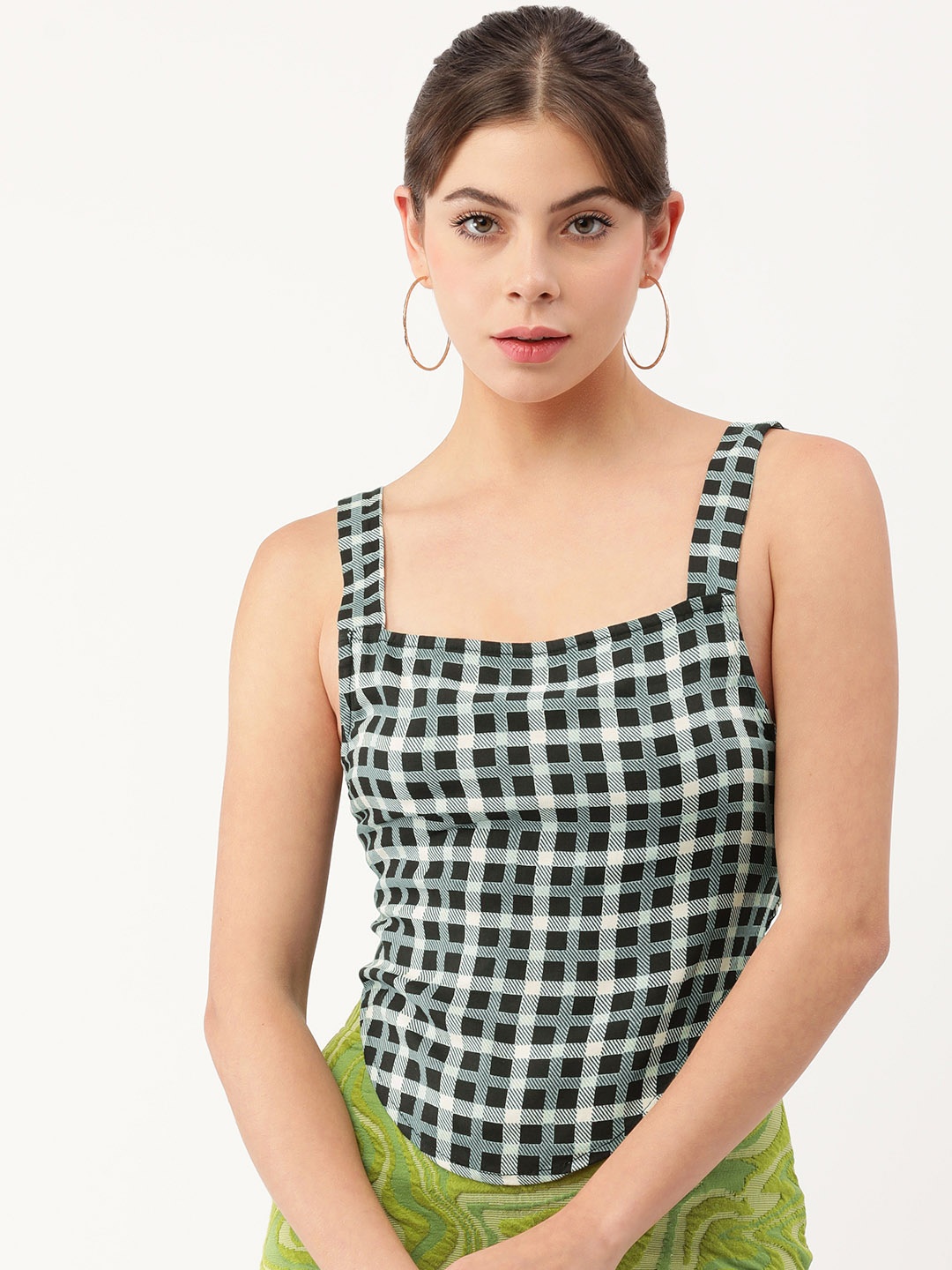 

FOREVER 21 Women Black & White Checked Cami Crop Top