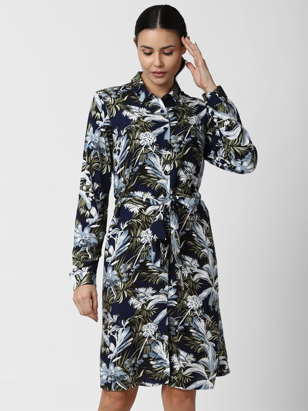 

Van Heusen Woman Black Tropical Shirt Dress