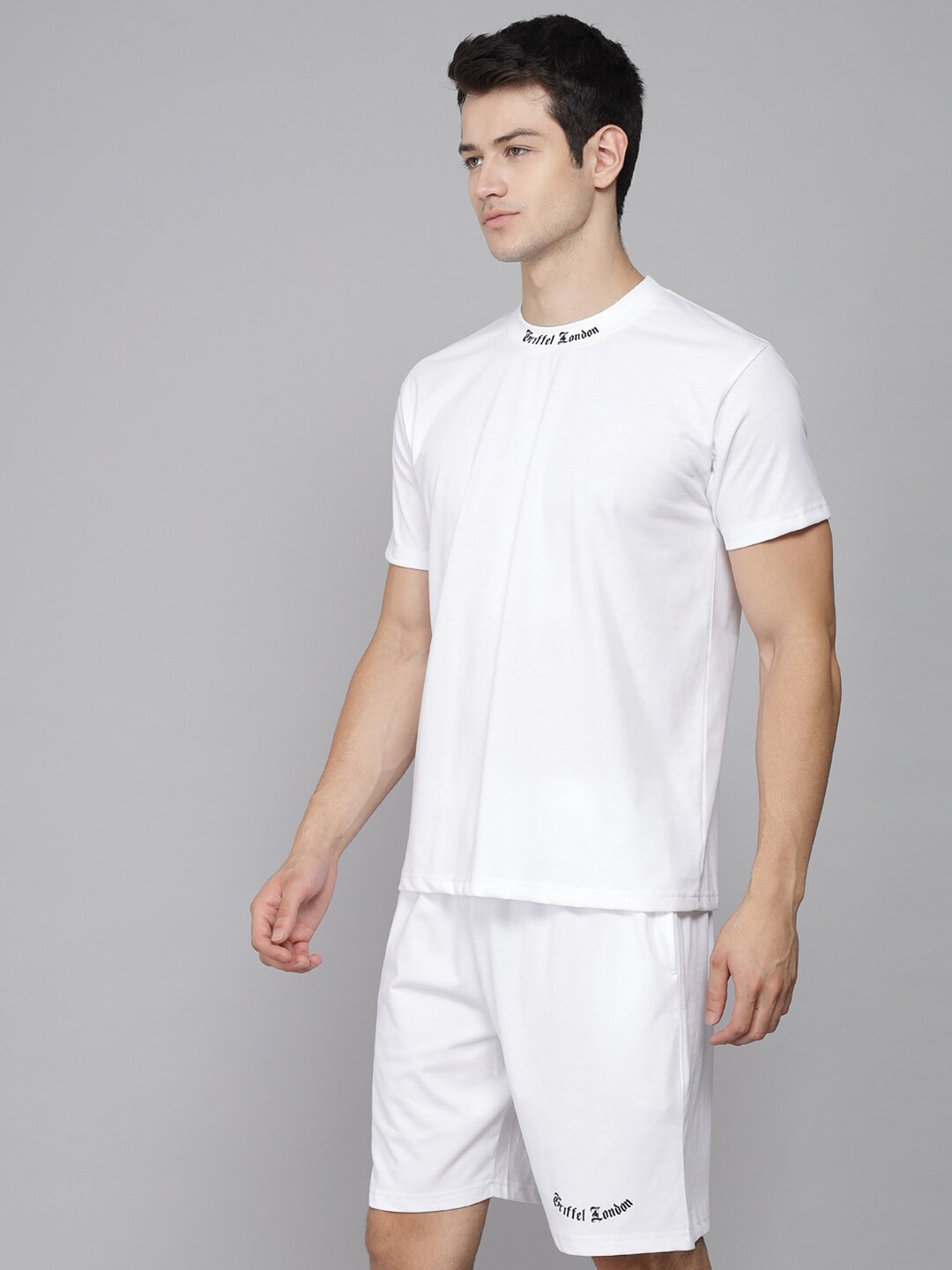 

GRIFFEL Men White T-shirt with Shorts
