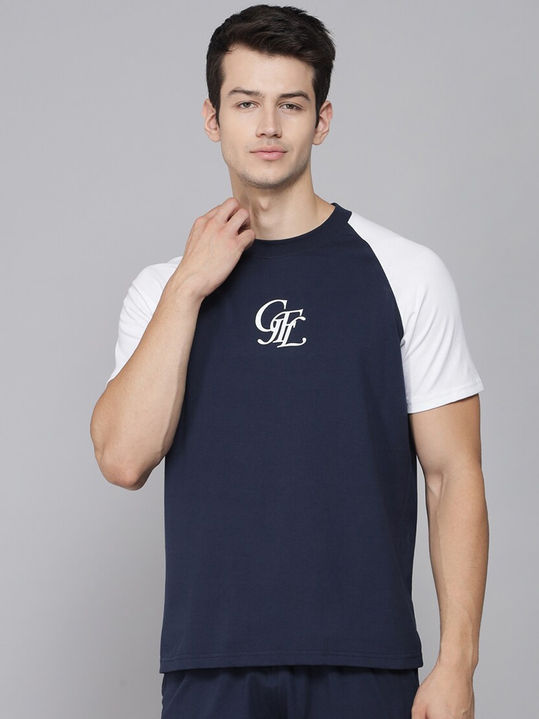 

GRIFFEL Men Navy Blue Colourblocked Monochrome Applique T-shirt