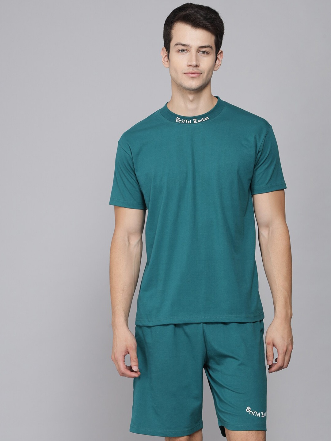 

GRIFFEL Men Green Pure Cotton T-shirt with Shorts