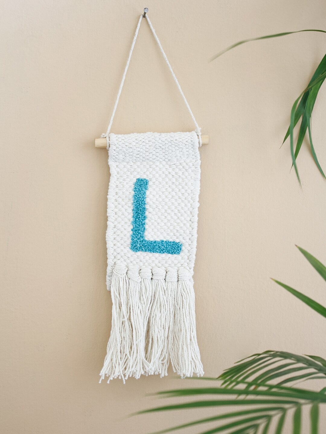 

The Wishing Chair Unisex Off White & Blue Solid Wall Decor