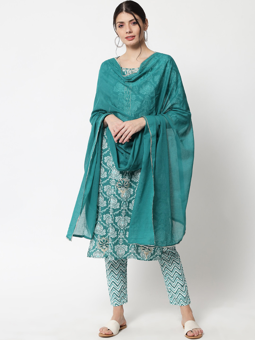

Meeranshi Women Green Empire Gotta Patti Pure Cotton Kurta with Trousers & With Dupatta