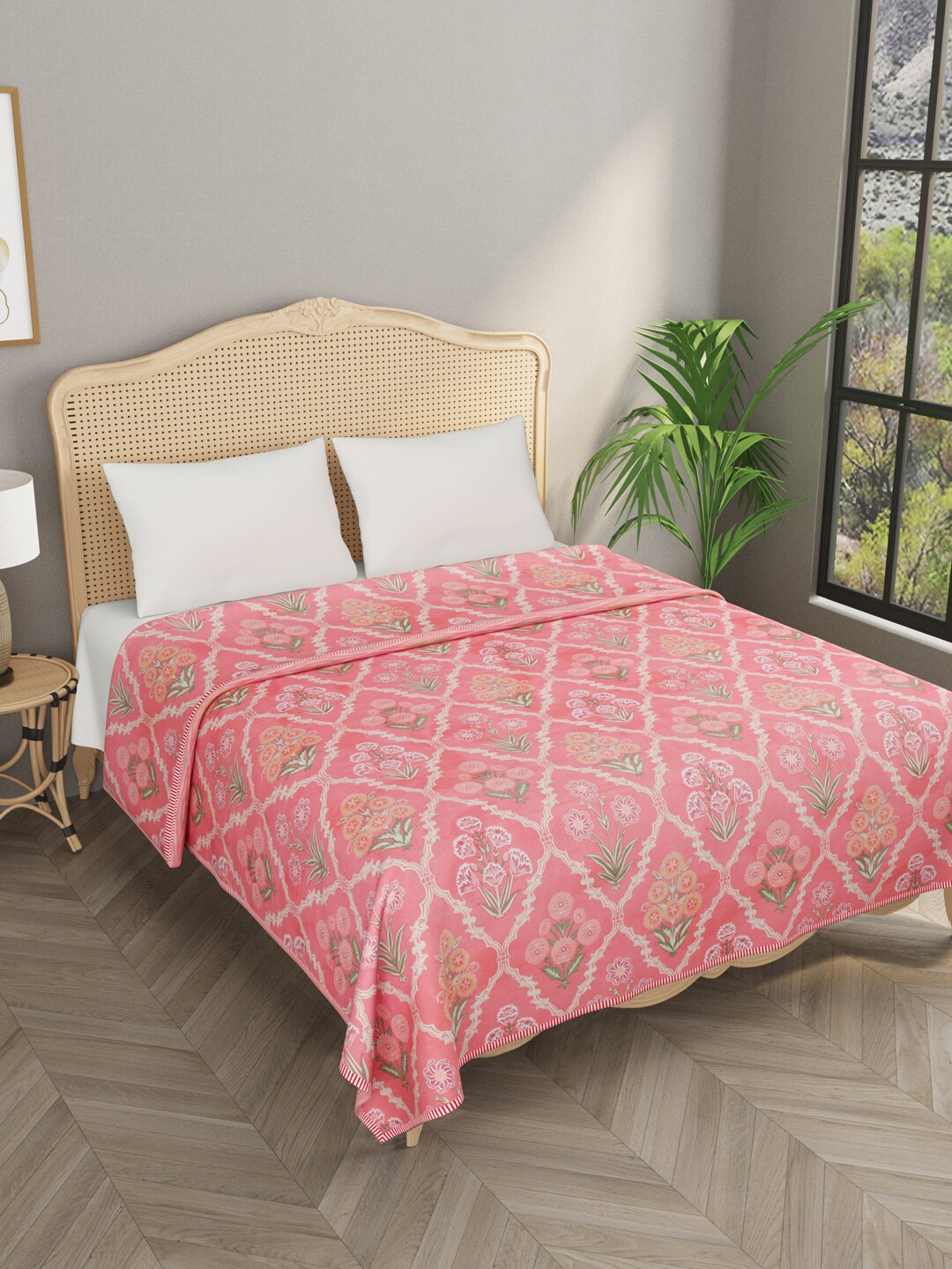 

Gulaab Jaipur Peach-Coloured & White Ethnic Motifs AC Room 350 GSM Single Bed Dohar