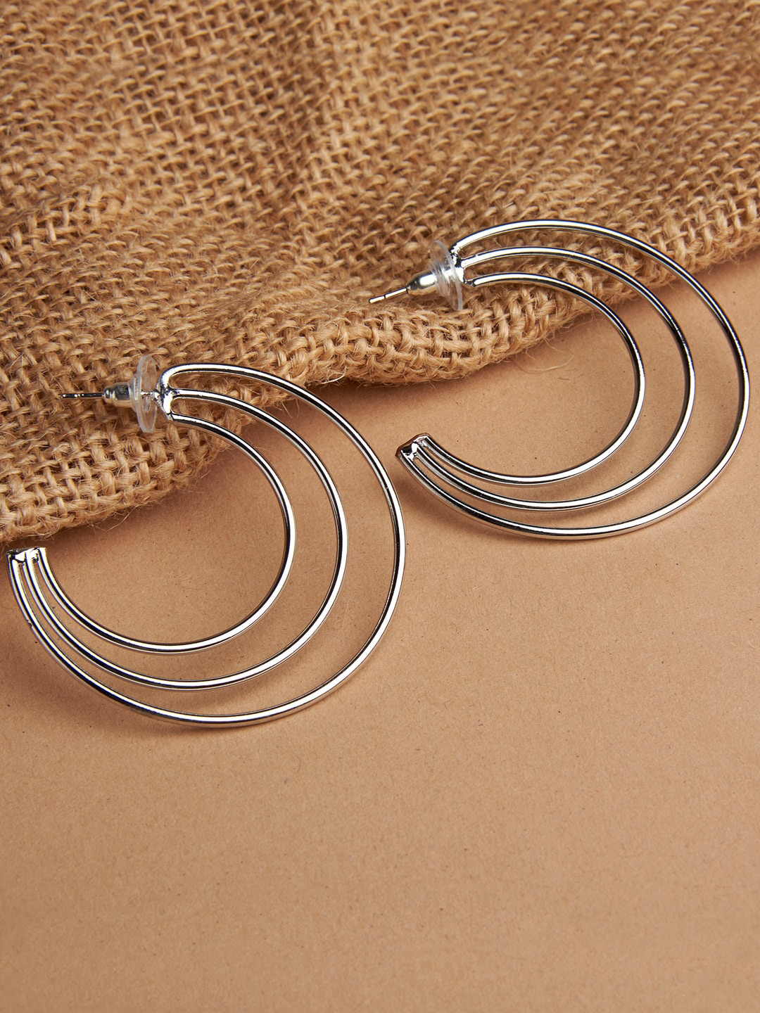 

ToniQ Silver-Toned Circular Hoop Earrings