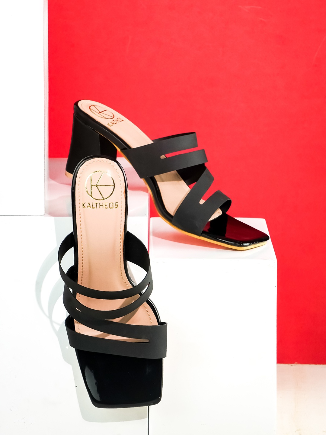

KALTHEOS Black Colourblocked PU Block Pumps