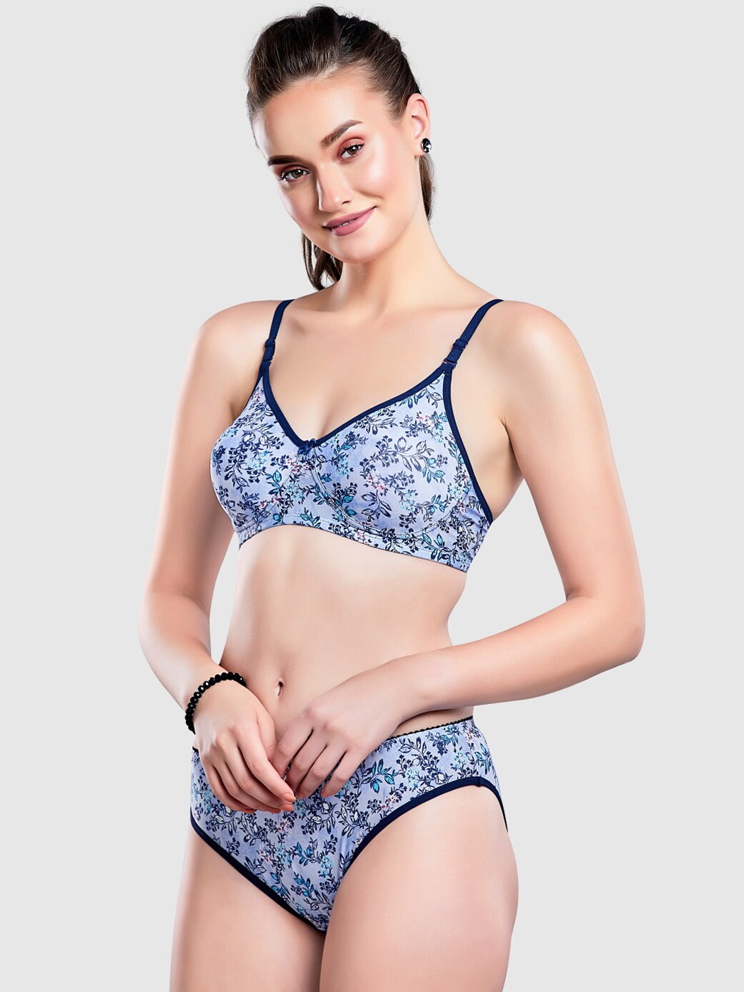 

Lady Love Women Blue Printed Lingerie Set LLSET9035