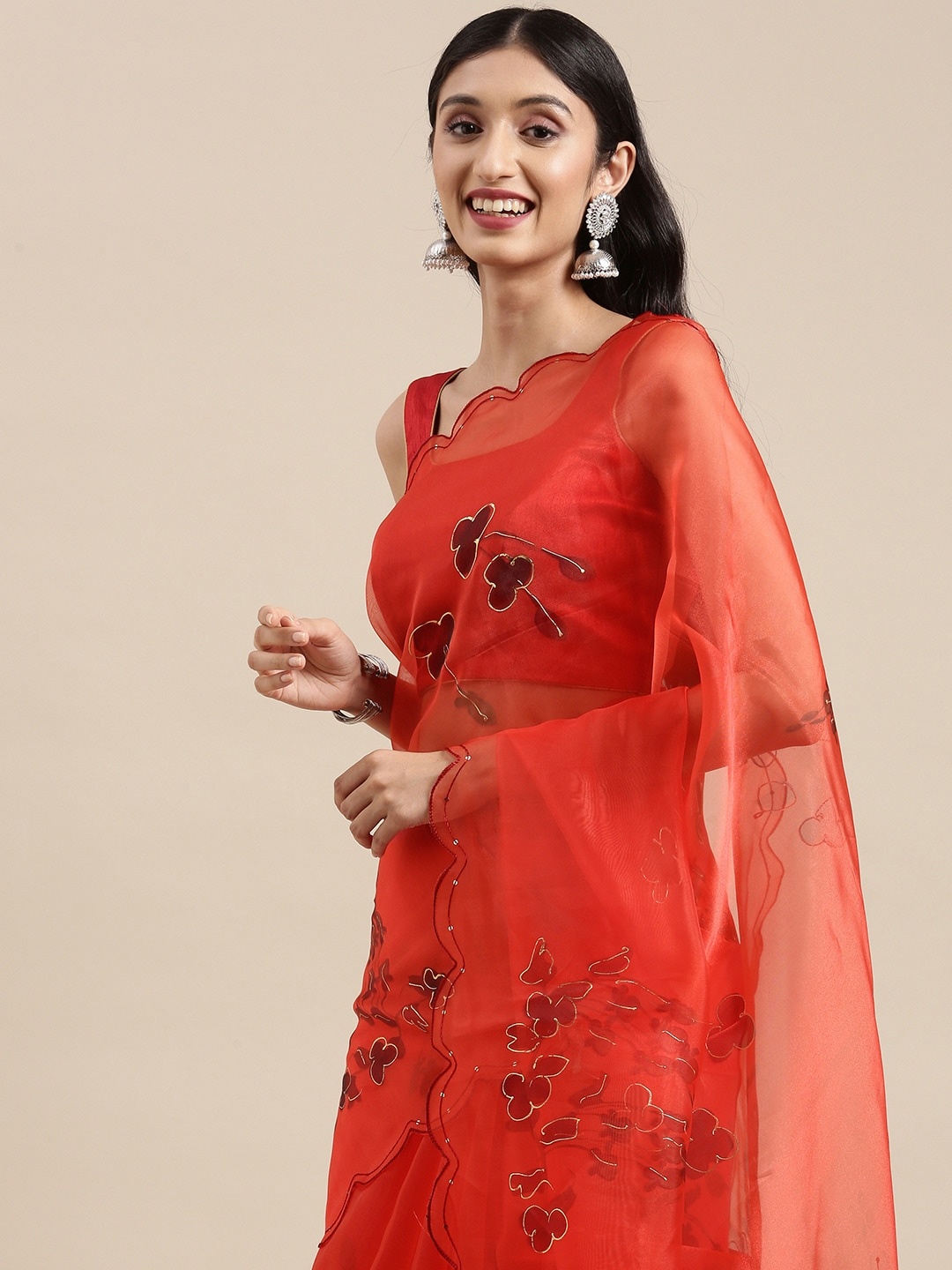 

VASTRANAND Red Floral Organza Saree