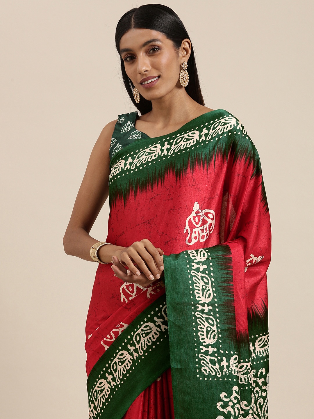 

Saree mall Red & Green Ethnic Motifs Print Silk Blend Block Print Saree