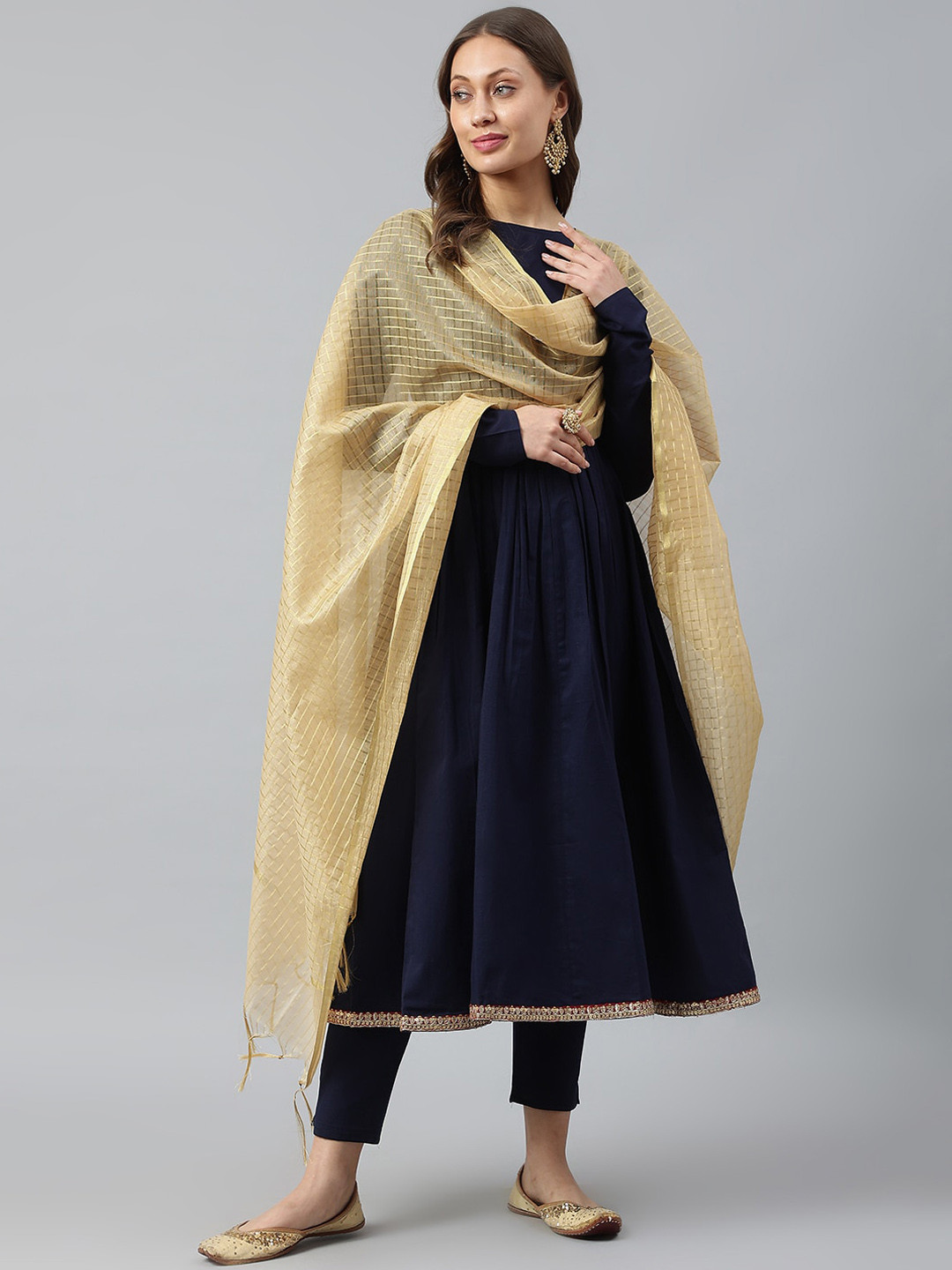 

SIAH Women Navy Blue Embroidered Panelled Gotta Patti Pure Cotton Kurti with Trousers & With Dupatta