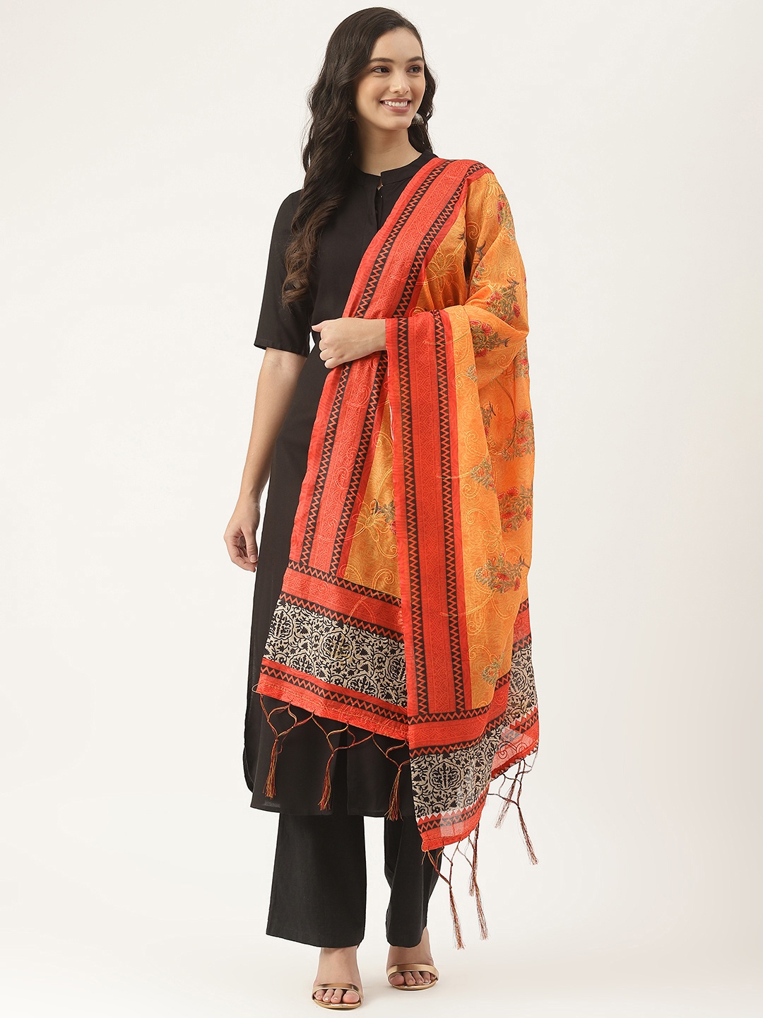

VAABA Orange & Orange Ethnic Motifs Printed Dupatta