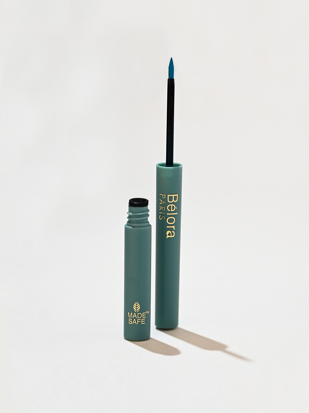 

Belora Colorful Desire Smudgeproof Sustainable Eyeliner 3ml - Sky High Blue
