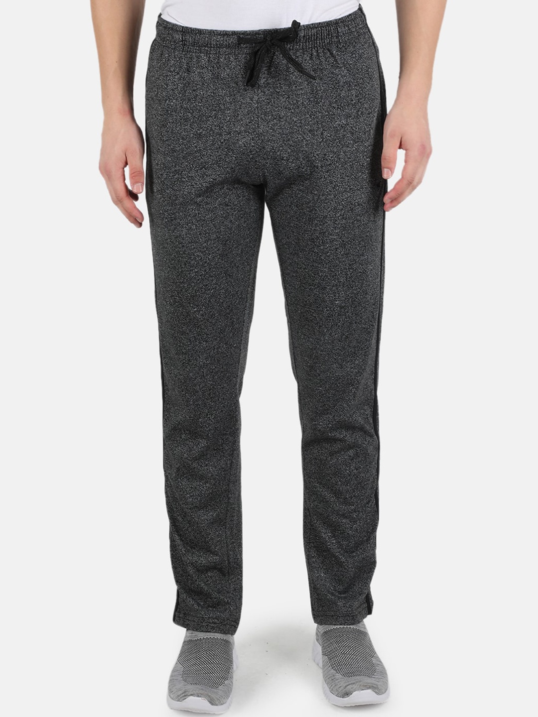 

Monte Carlo Men Black Solid Cotton Track Pants