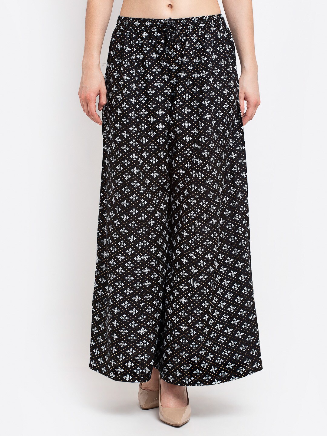 

Jinfo Women Black & White Printed Flared Knitted Palazzos