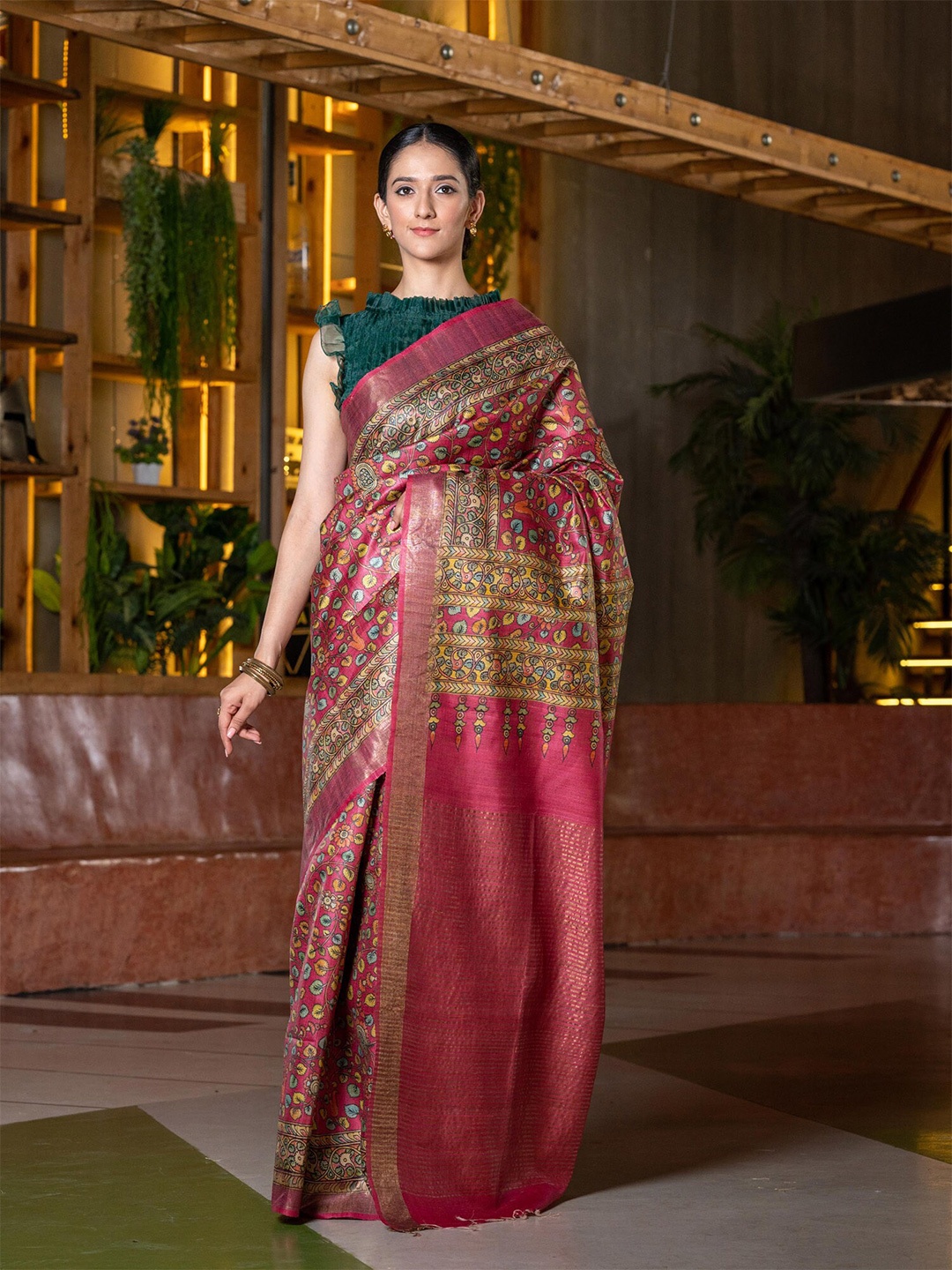 

BEATITUDE Pink & Green Kalamkari Printed Pure Silk Tussar Saree