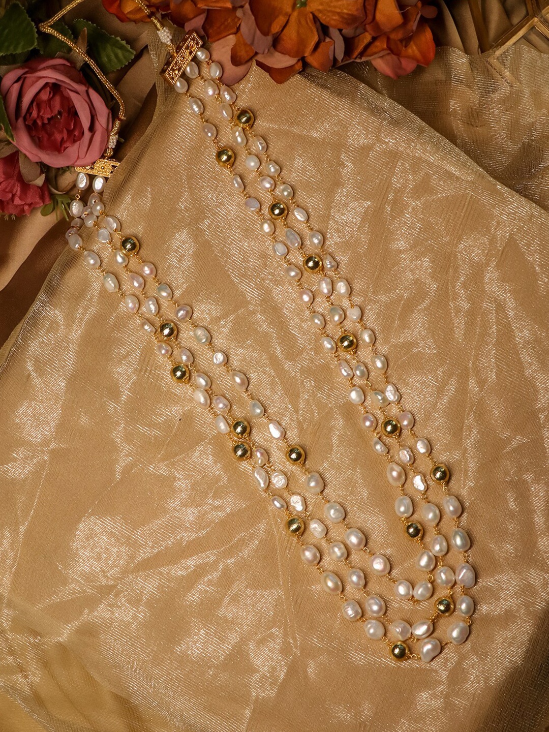 

Ishhaara White & Gold-Toned Brass Brass-Plated Layered Necklace