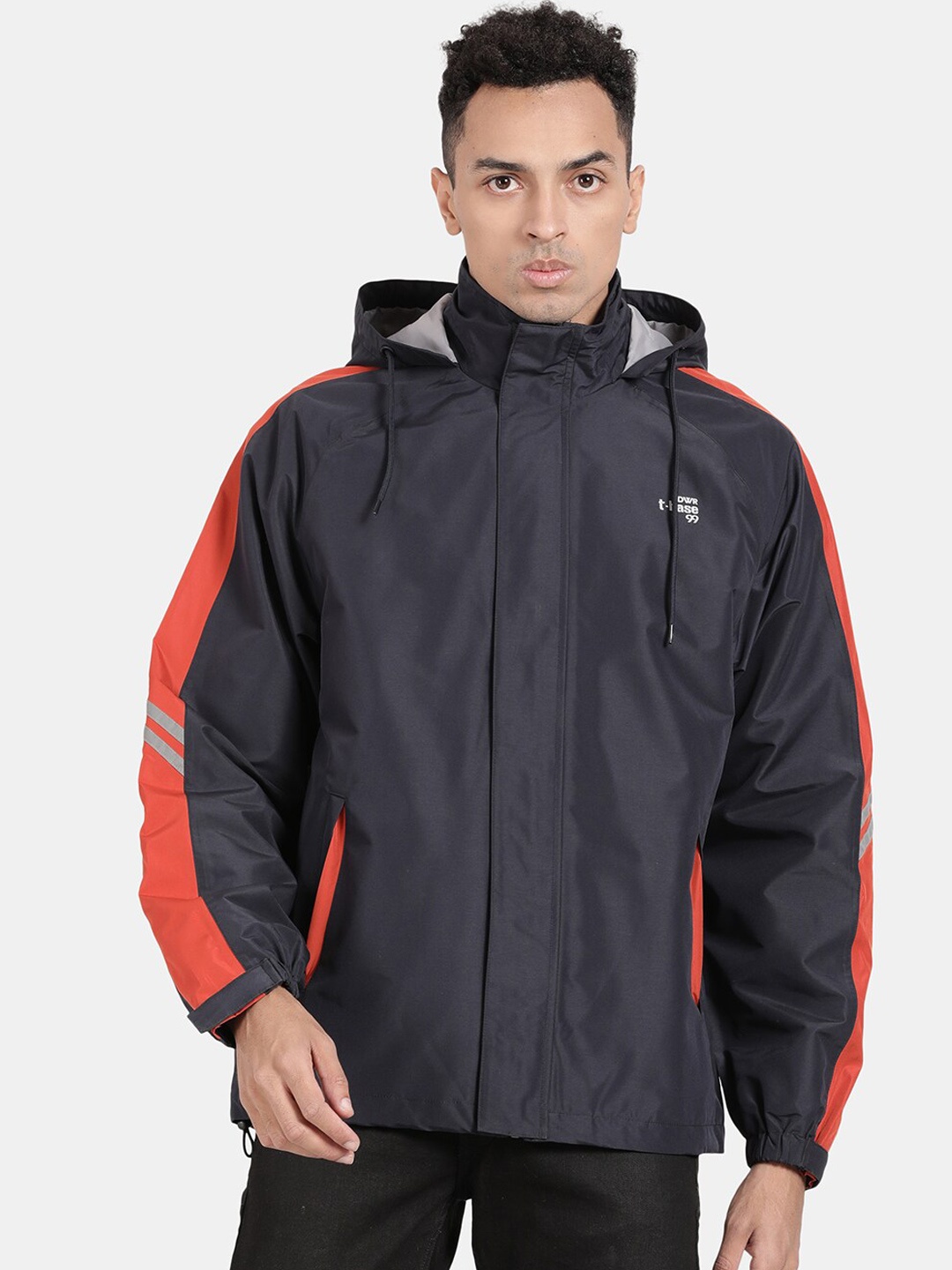 

t-base Men Navy Blue Solid Waterproof Rain Jacket