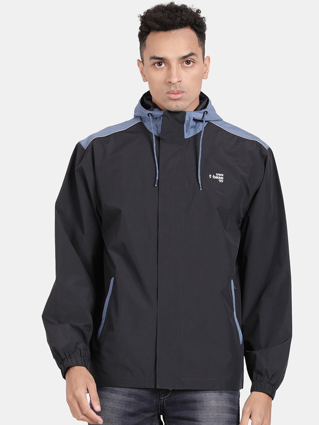 

t-base Men Navy Blue Solid Rain Jacket