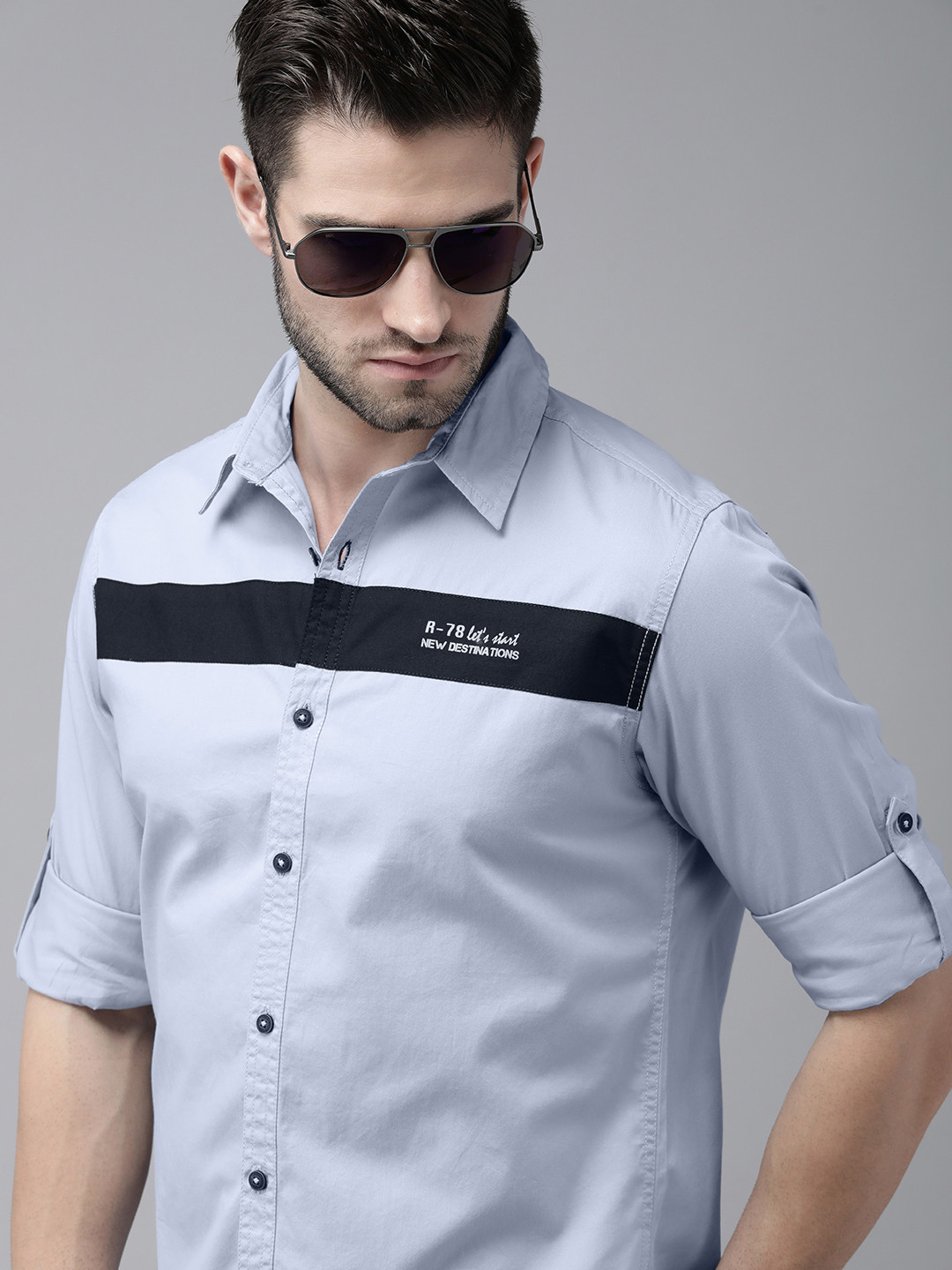 

Roadster Men Blue Solid Pure Cotton Casual Shirt