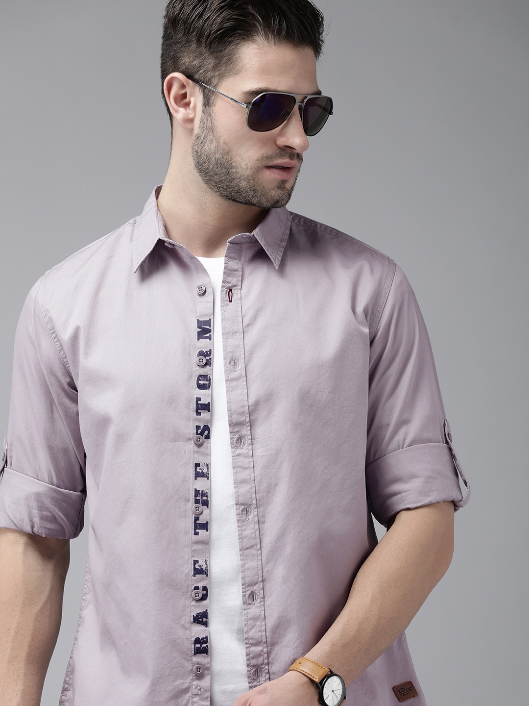 

Roadster Men Purple Solid Pure Cotton Casual Shirt