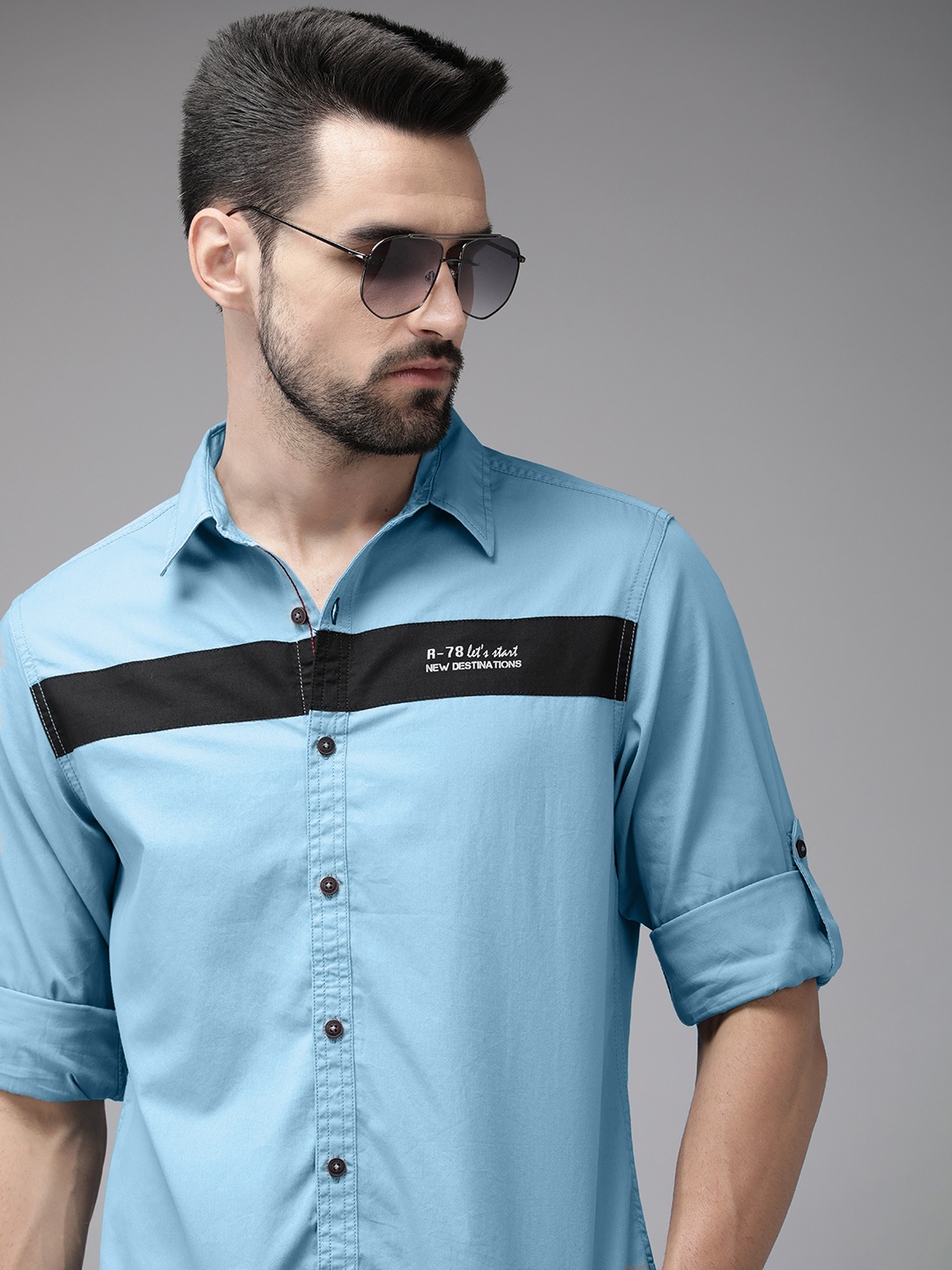 

Roadster Men Blue Solid Pure Cotton Casual Shirt