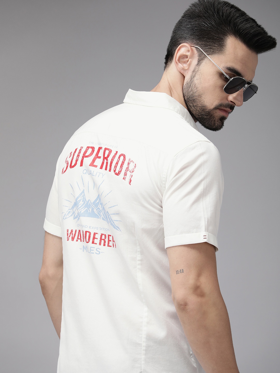 

Roadster Men White Printed Pure Cotton Casual Shirt