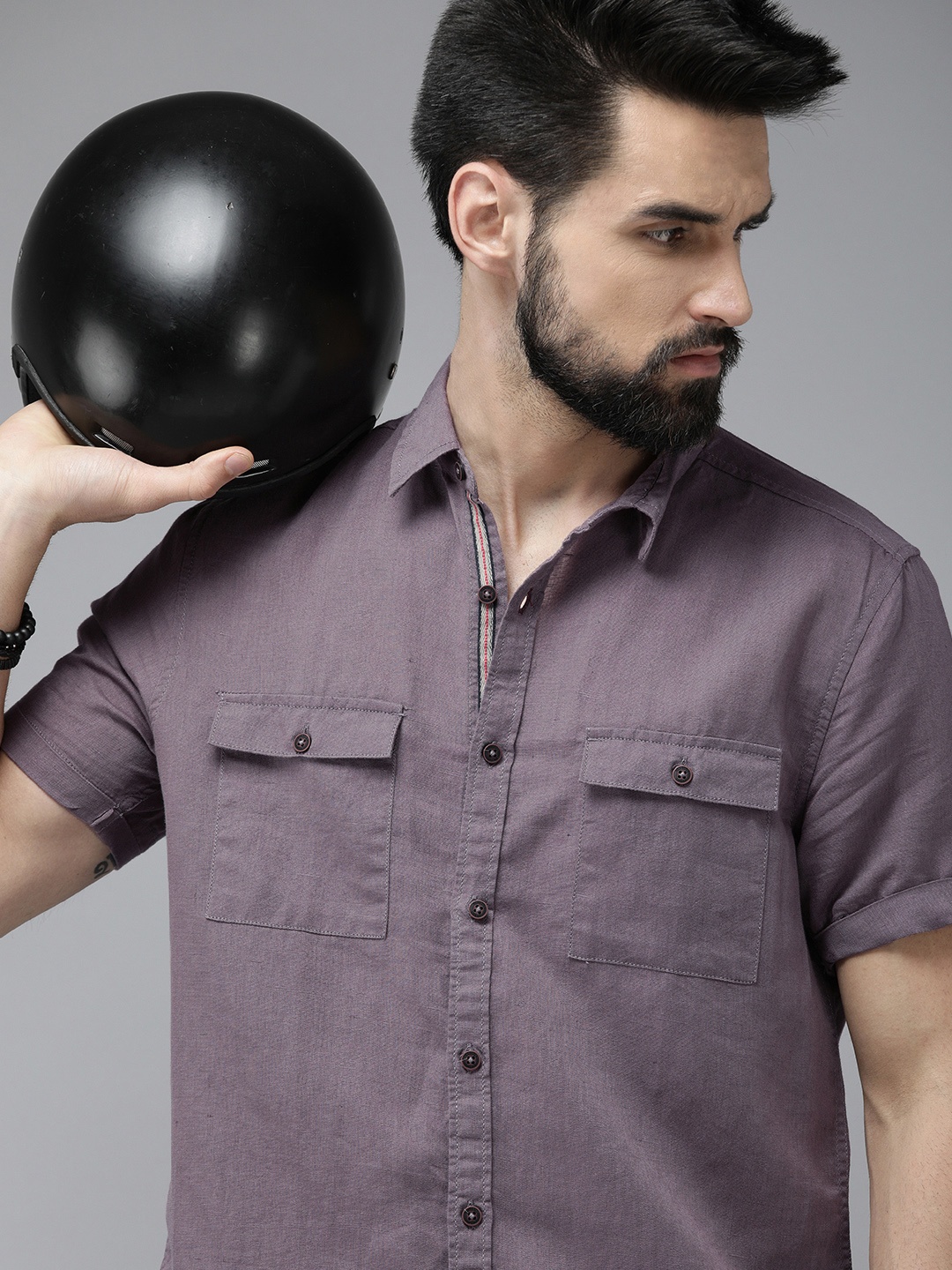 

Roadster Men Mauve Casual Shirt